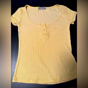 Urban Outfitters Women’s Shirt SZ XS